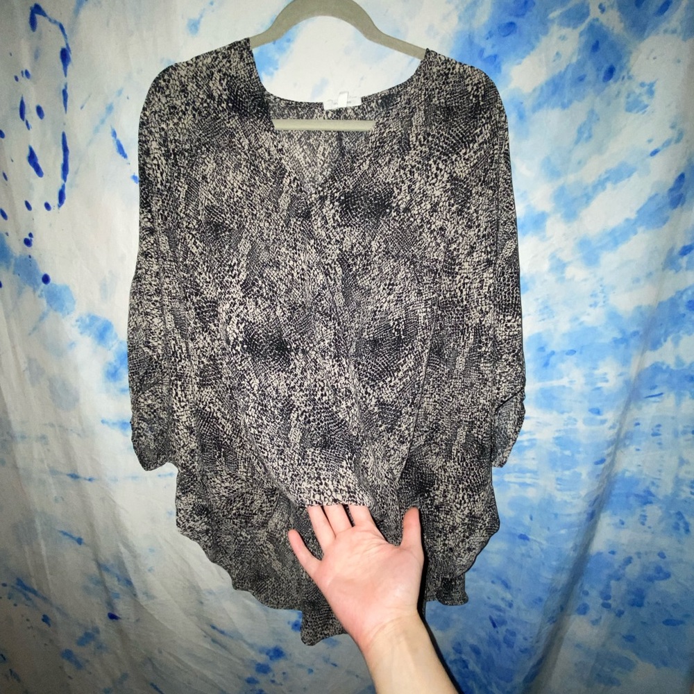 Maurice’s Xl top
